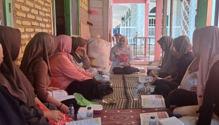 Kelas Ibu Hamil di Posyandu Desa Suradita: Meningkatkan Pengetahuan dan Kesiapan Ibu Hamil