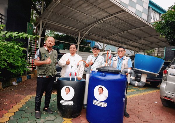Gubernur Banten Distribusikan Toren POC untuk Kurangi Sampah Organik di Tangerang Selatan